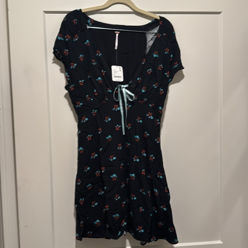 NWT FREE PEOPLE Everyone's Favorite Mini / Black Combo- Medium - Picture 8 of 10